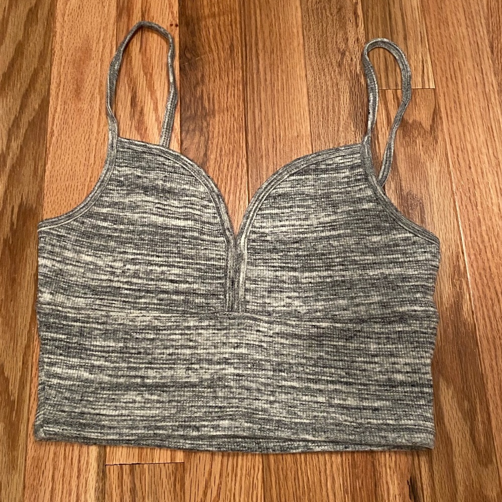 HOLLISTER GREY CROP TOP/BRALETTE